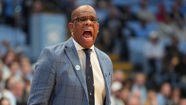 Dec 13, 2025; Chapel Hill, North Carolina, USA; North Carolina Tar Heels head coach Hubert Davis in the first half at Dean E. Smith Center. Mandatory Credit: Bob Donnan-Imagn Images Dec 13, 2025; Chapel Hill, North Carolina, USA; North Carolina Tar Heels head coach Hubert Davis in the first half at Dean E. Smith Center. Mandatory Credit: Bob Donnan-Imagn Images
