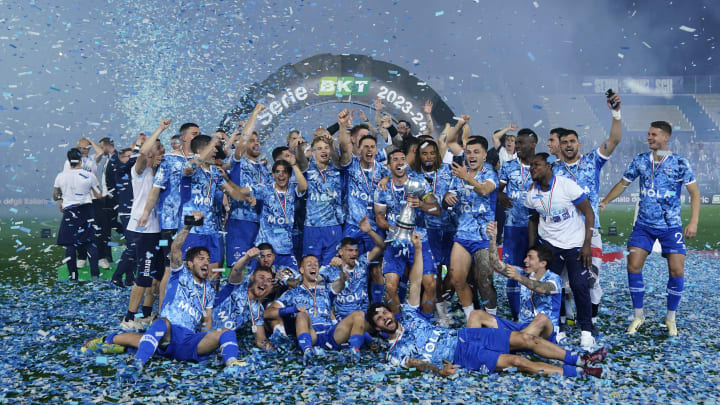 Como v Cosenza Calcio - Serie B Como v Cosenza Calcio - Serie B