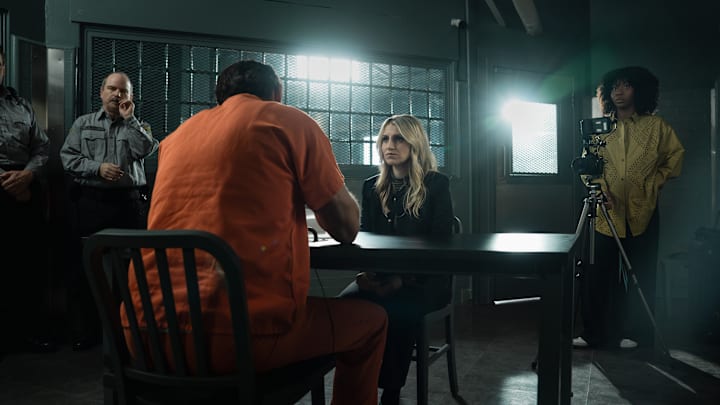 L-R Dennis Quaid as Keith Jesperson, Annaleigh Ashford as Melissa Reed and Tamera Tomakili as Ivy Campbell in HAPPY FACE
