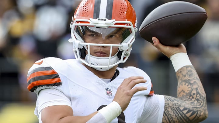 Cleveland Browns quarterback Dillon Gabriel (8) warms up before the game at Acrisure Stadium.
