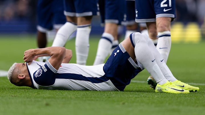 Tottenham Hotspur FC v Aston Villa FC - Premier League