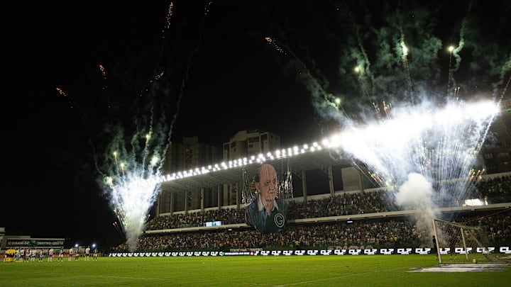 Líder, Goiás joga em casa neste sábado Líder, Goiás joga em casa neste sábado