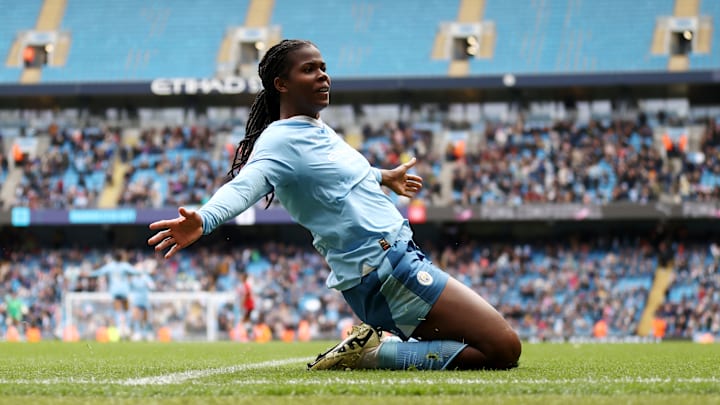 Khadija Shaw jubelt für Manchester City