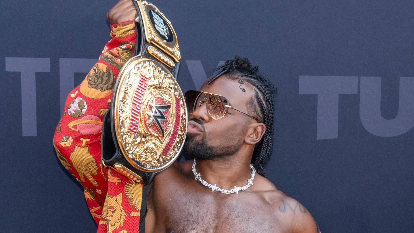 WWE Reportedly Trying to Re-Sign Xavier Woods as Others Take Pay Cuts