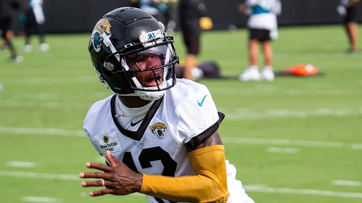 Jacksonville Jaguars wide receiver Travis Hunter (12) runs a drill during the Jacksonville Jaguars’ mandatory minicamp Tuesday June 10, 2025 at the Miller Electric Center in Jacksonville, Fla. [Doug Engle/Florida Times-Union]