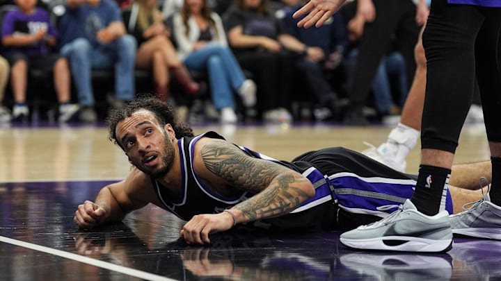 Phoenix Suns v Sacramento Kings