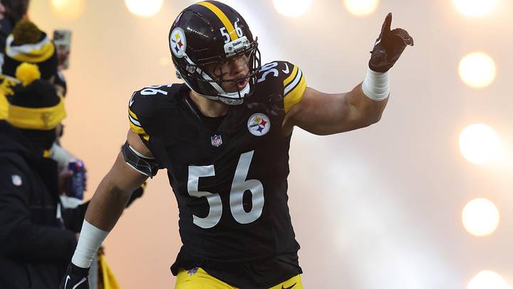 Pittsburgh Steelers linebacker Alex Highsmith takes the field against the Buffalo Bills at Acrisure Stadium.