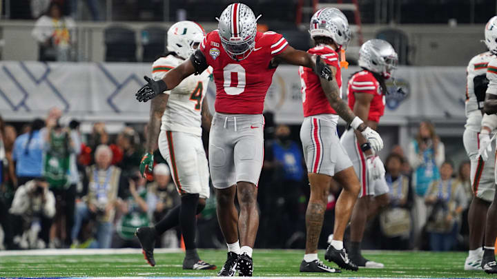Ohio State Buckeyes linebacker Sonny Styles (0) reacts in the second quarter against the Miami Hurricanes during the 2025 Cotton Bowl and quarterfinal game of the College Football Playoff at AT&T Stadium. 
