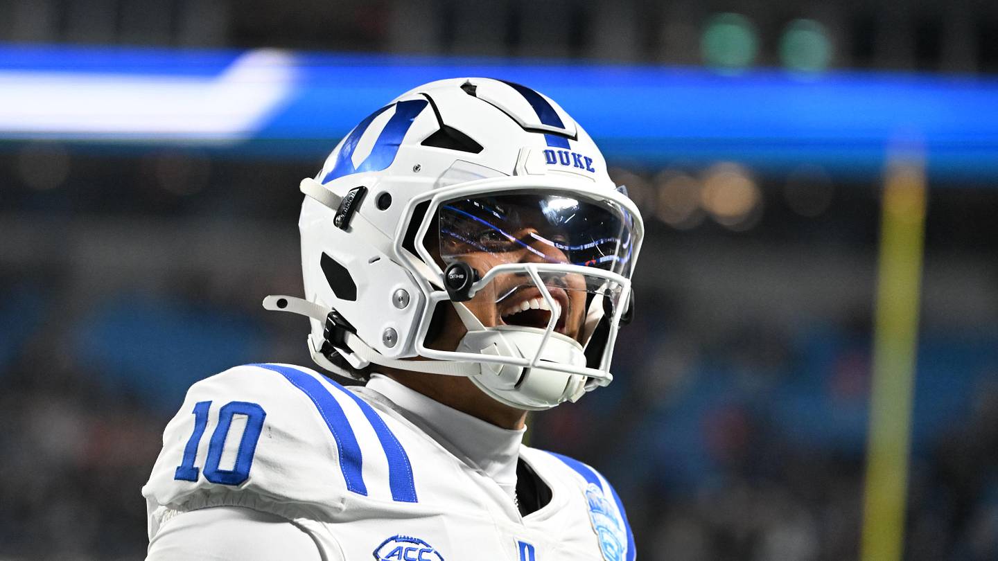 3,900-Yard Passer Named Top 3 College Football QB in 2026