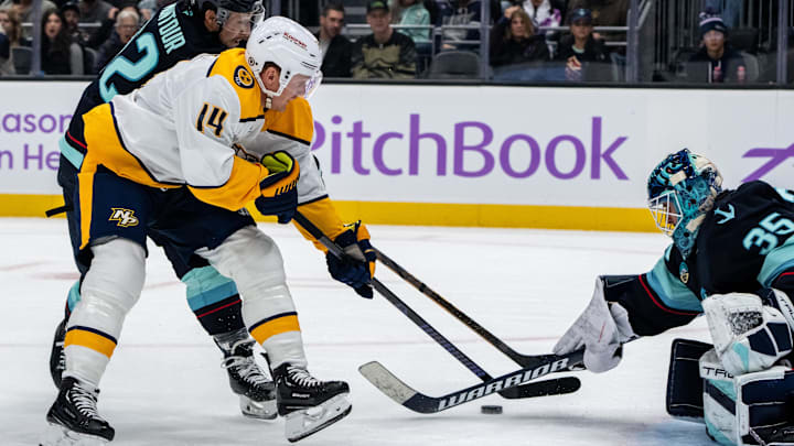 The Predators are home favorites to the Kraken on Thursday night.