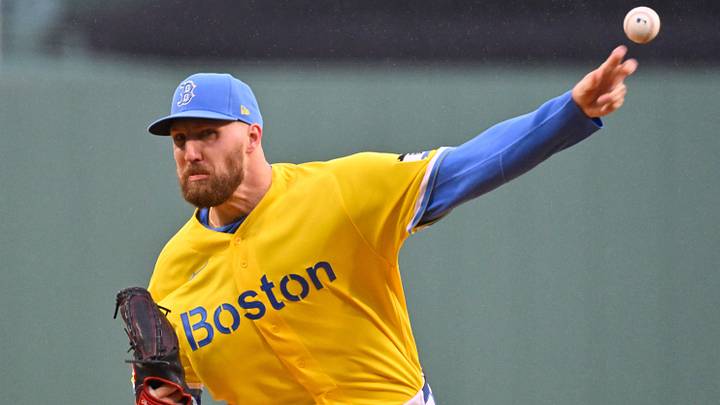 Apr 19, 2026; Boston, Massachusetts, USA; Boston Red Sox starting pitcher Garrett Crochet (35) pitches against the Detroit Tigers during the first inning at Fenway Park. Mandatory Credit: Eric Canha-Imagn Images Apr 19, 2026; Boston, Massachusetts, USA; Boston Red Sox starting pitcher Garrett Crochet (35) pitches against the Detroit Tigers during the first inning at Fenway Park. Mandatory Credit: Eric Canha-Imagn Images