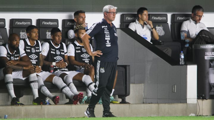 O Peixe enfrentou o Mirassol e venceu por 2 a 1 na estreia do Campeonato Paulista.