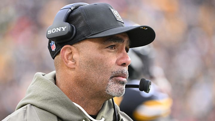 Pittsburgh Steelers defensive coordinator Teryl Austin