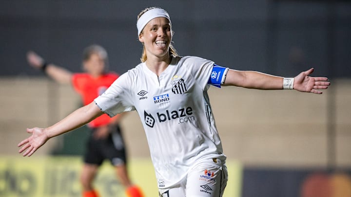 Atacante do Santos, Ketlen é artilheira da Libertadores Feminina