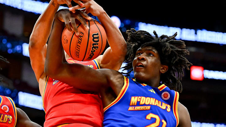 Apr 2, 2024; Houston, TX, USA; McDonald's All American East forward Jayden Quaintance (21) grabs the