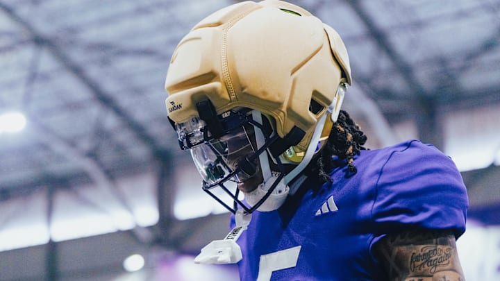 Omari Evans had a 59-yard touchdown catch in his Husky debut.