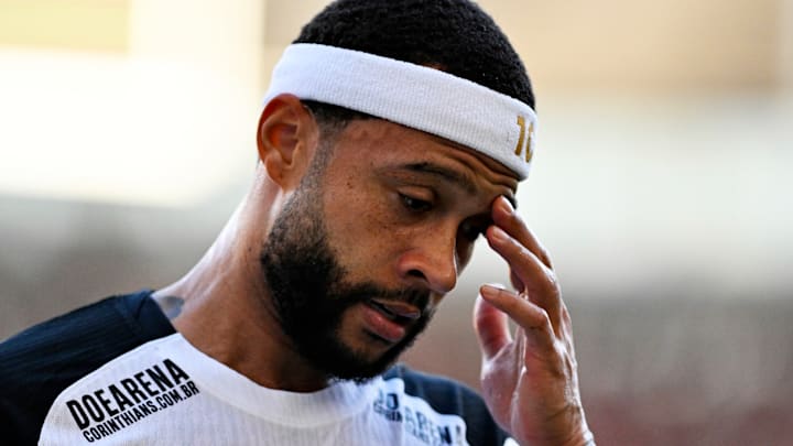 Memphis desfalca o Timão na estreia de Dorival Júnior Memphis desfalca o Timão na estreia de Dorival Júnior