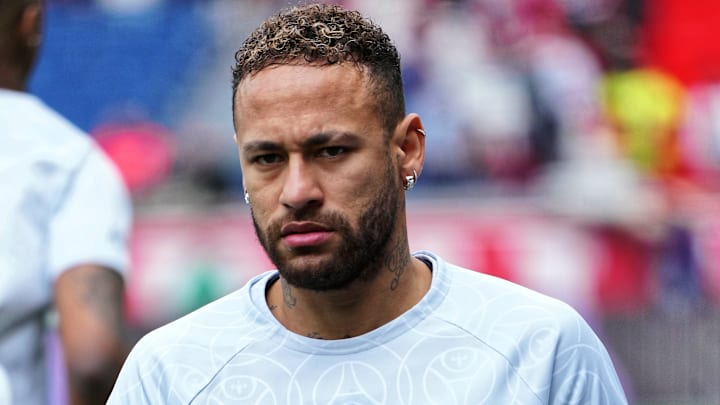 Paris Saint-Germain - Neymar Paris Saint-Germain - Neymar