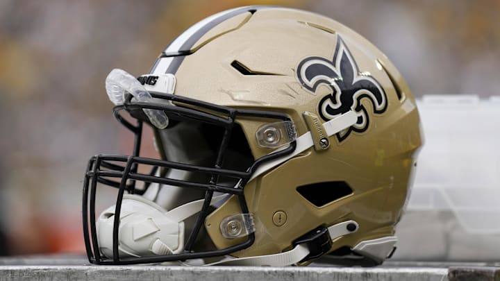 New Orleans Saints helmet