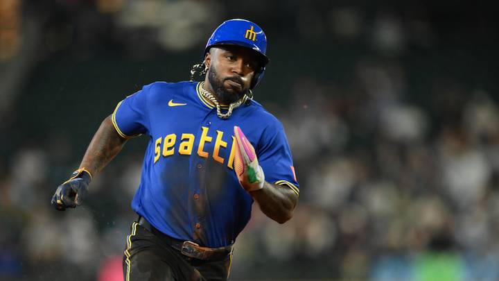 Sep 3, 2026; Seattle, Washington, USA; Seattle Mariners left fielder Randy Arozarena (56) runs towards third base during the first inning against the Athletics at T-Mobile Park. Mandatory Credit: Steven Bisig-Imagn Images Sep 3, 2026; Seattle, Washington, USA; Seattle Mariners left fielder Randy Arozarena (56) runs towards third base during the first inning against the Athletics at T-Mobile Park. Mandatory Credit: Steven Bisig-Imagn Images