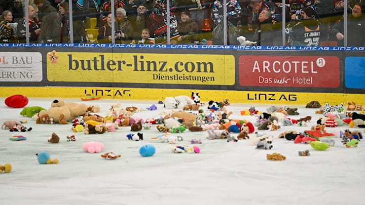 Steinbach Black Wings Linz v HCB Suedtirol Alperia - win2day ICE Hockey League