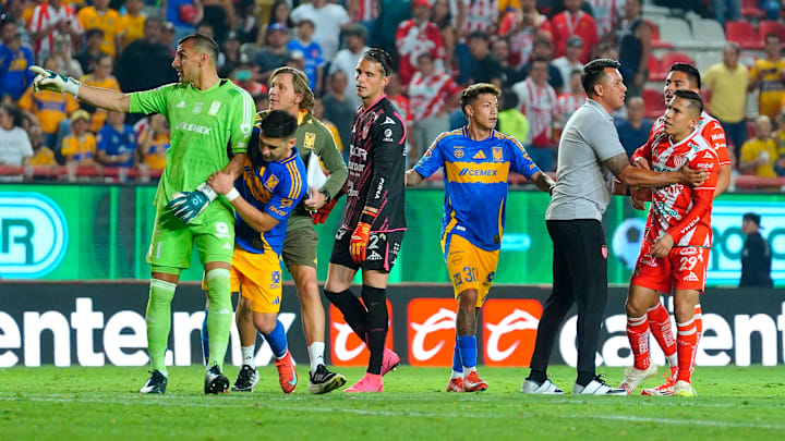 Necaxa v Tigres UANL - Torneo Clausura 2025 Liga MX