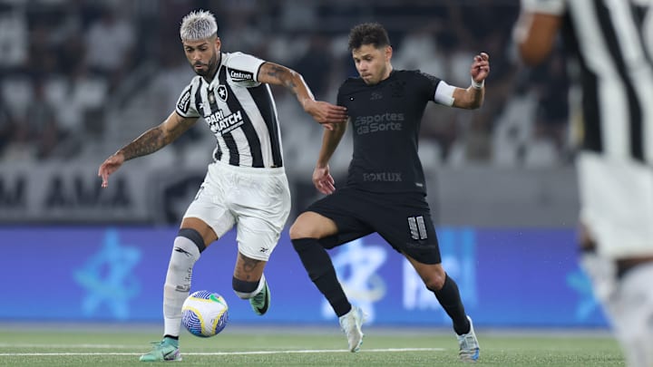 Botafogo x Corinthians se enfrentam pelo Brasileirão Série A