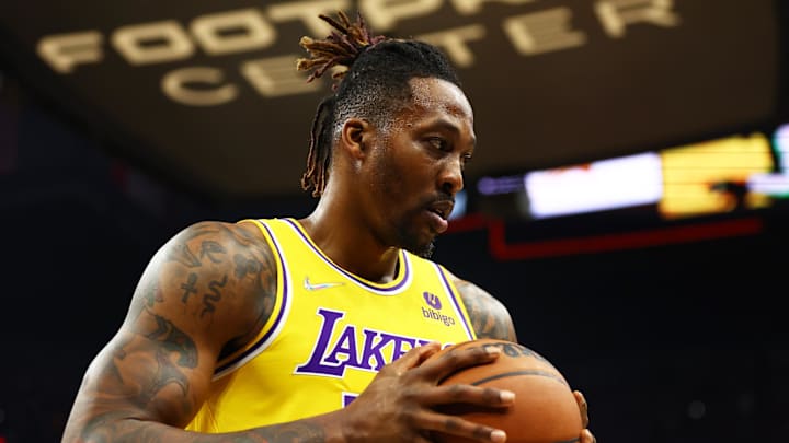 Apr 5, 2022; Phoenix, Arizona, USA; Los Angeles Lakers center Dwight Howard (39) against the Phoenix Suns at Footprint Center. Mandatory Credit: Mark J. Rebilas-Imagn Images Apr 5, 2022; Phoenix, Arizona, USA; Los Angeles Lakers center Dwight Howard (39) against the Phoenix Suns at Footprint Center. Mandatory Credit: Mark J. Rebilas-Imagn Images