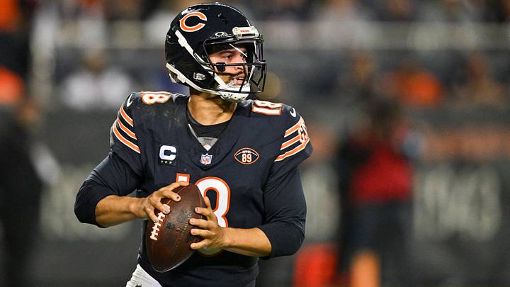Chicago Bears quarterback Caleb Williams (18) looks to pass against the New England Patriots during the fourth quarter at Soldier Field. Mandatory Credit: Patrick Gorski-Imagn Images