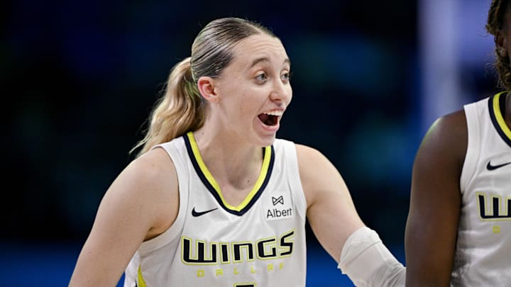 Sep 11, 2025; Arlington, Texas, USA; Dallas Wings guard Paige Bueckers (5) celebrates during the second half against the Phoenix Mercury at College Park Center. Mandatory Credit: Jerome Miron-Imagn Images Sep 11, 2025; Arlington, Texas, USA; Dallas Wings guard Paige Bueckers (5) celebrates during the second half against the Phoenix Mercury at College Park Center. Mandatory Credit: Jerome Miron-Imagn Images