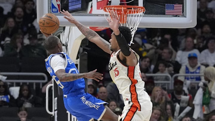 Apr 13, 2025; Milwaukee, Wisconsin, USA; Milwaukee Bucks guard Jamaree Bouyea (15) drives to the basket against Detroit Pistons forward Tolu Smith (35) in the second half at Fiserv Forum. Mandatory Credit: Michael McLoone-Imagn Images Apr 13, 2025; Milwaukee, Wisconsin, USA; Milwaukee Bucks guard Jamaree Bouyea (15) drives to the basket against Detroit Pistons forward Tolu Smith (35) in the second half at Fiserv Forum. Mandatory Credit: Michael McLoone-Imagn Images