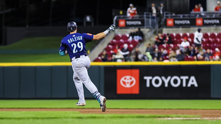 Apr 16, 2025; Cincinnati, Ohio, USA; Seattle Mariners catcher Cal Raleigh (29) runs the bases after hitting a solo home run in the seventh inning against the Cincinnati Reds at Great American Ball Park. Mandatory Credit: Katie Stratman-Imagn Images