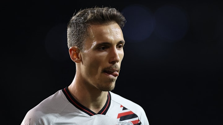 Alejandro Grimaldo a déclaré son amour au Real Madrid