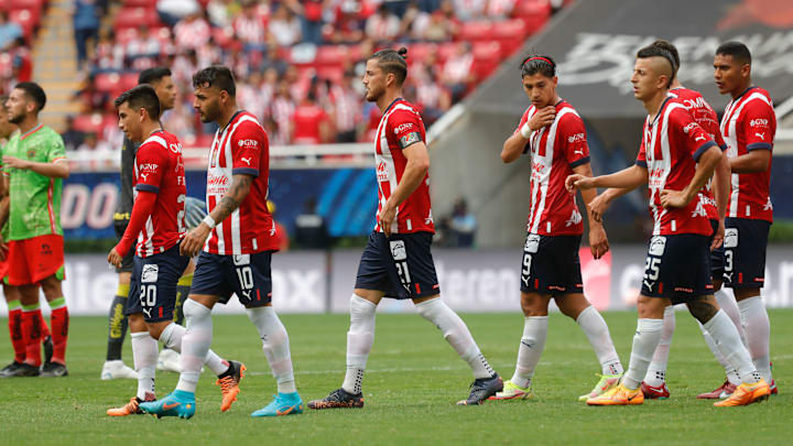 Jugadores de Chivas en el partido ante FC Juárez.