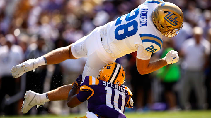 UCLA v LSU