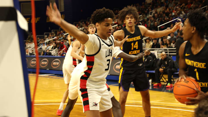 A top national recruiting analyst says that 2025 4-star shooting guard Kiyan Anthony is a must-get for Syracuse basketball.