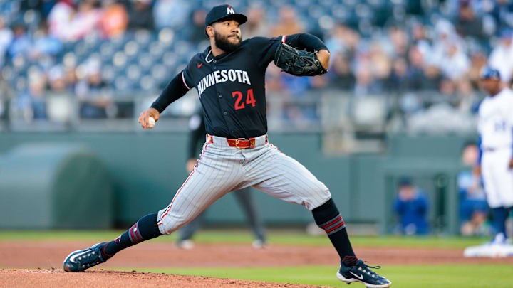 Minnesota Twins pitcher Simeon Woods Richardson pitches during the first inning against the Kansas City Royals at Kauffman Stadium in Kansas City, Mo., on April 7, 2025.