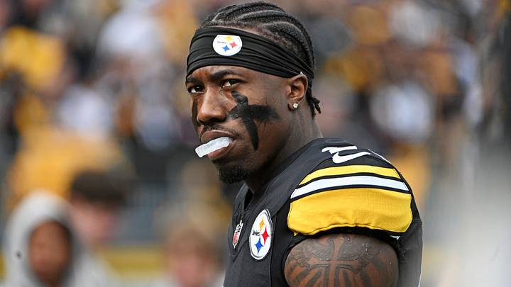 Pittsburgh Steelers cornerback Joey Porter Jr. (24) enters the field before the game against the Indianapolis Colts at Acrisure Stadium. Mandatory Credit: Barry Reeger-Imagn Images Pittsburgh Steelers cornerback Joey Porter Jr. (24) enters the field before the game against the Indianapolis Colts at Acrisure Stadium. Mandatory Credit: Barry Reeger-Imagn Images