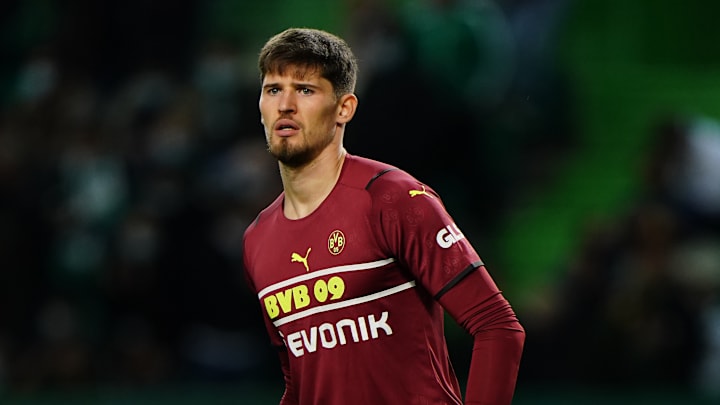 In seiner ersten Saison für den BVB überzeugt Gregor Kobel mit starken Leistungen.