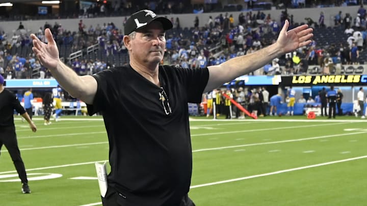 Nov 14, 2021; Inglewood, California, USA; Minnesota Vikings head coach Mike Zimmer waves to fans as