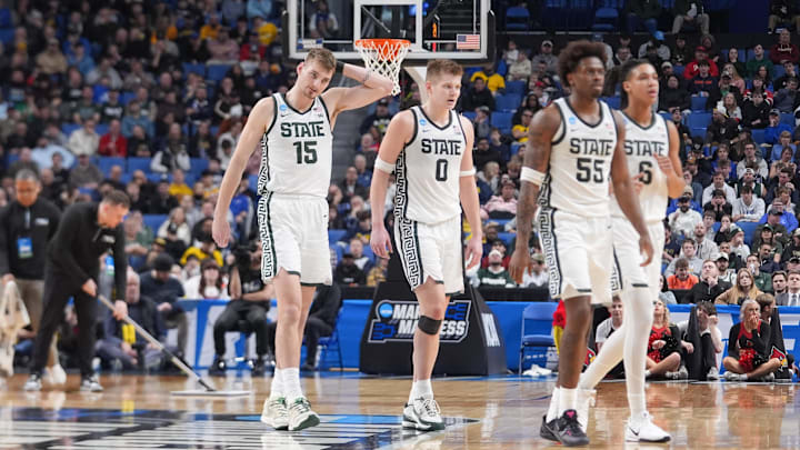Michigan State is an underdog against UConn in the Sweet 16.