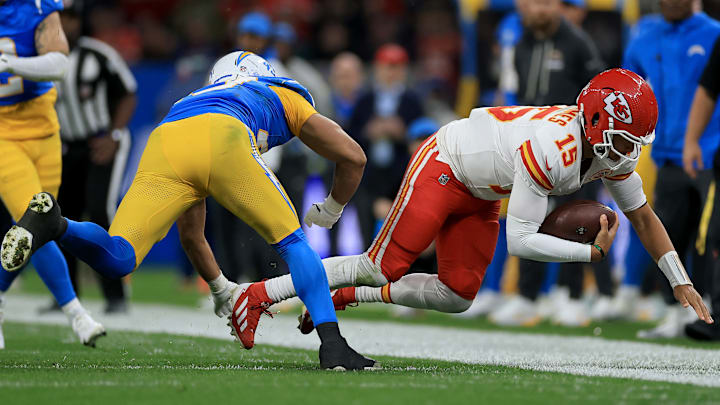 Kansas City Chiefs v Los Angeles Chargers