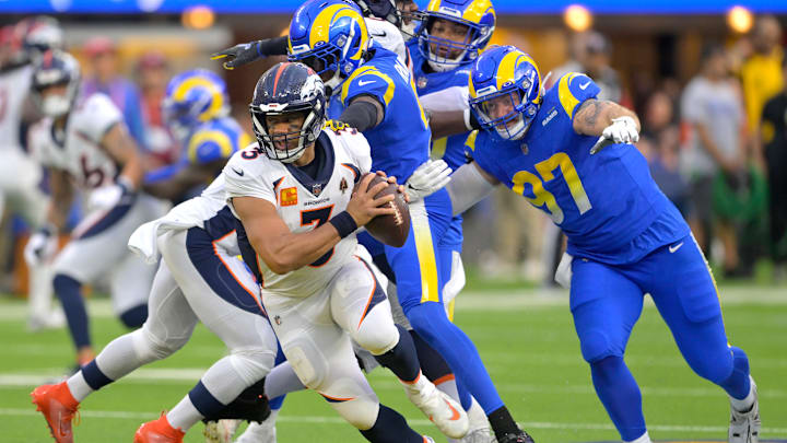 Denver Broncos v Los Angeles Rams
