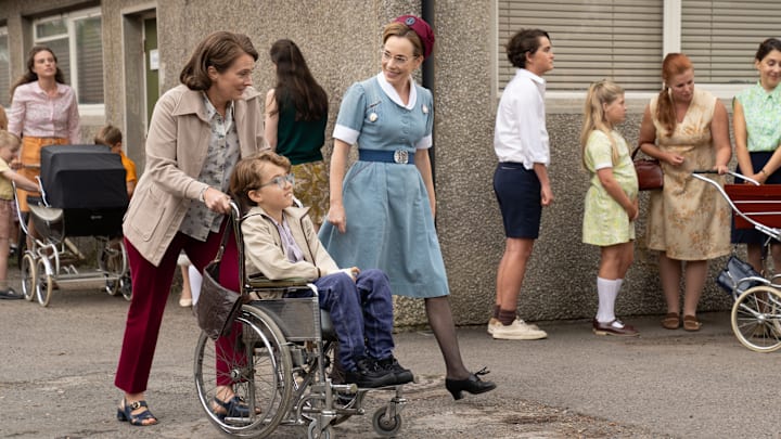 Call the Midwife Series 14 - Episode 4 - Jill Trottwood (JOANNA HORTON) Andrew Trottwood (TEDDY BERRIMAN) Shelagh Turner (LAURA MAIN)