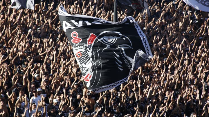 Corinthians vai jogar uma partida do Brasileirão com portões fechados. Corinthians vai jogar uma partida do Brasileirão com portões fechados.