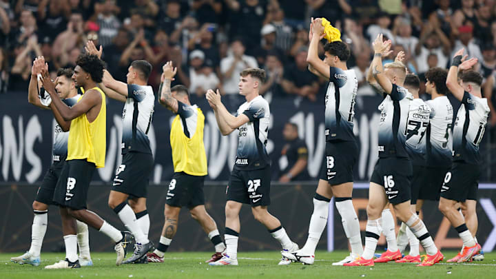 Corinthians venceu dois dos últimos três jogos Corinthians venceu dois dos últimos três jogos