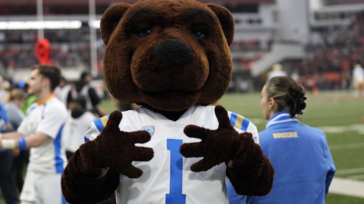 Oct 14, 2023; Corvallis, Oregon, USA; UCLA Bruins mascot Joe Bruin poses during the game during the first half against the Oregon State Beavers at Reser Stadium. Mandatory Credit: Soobum Im-Imagn Images