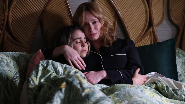 GOOD GIRLS -- "Family First" Episode 412 -- Pictured: (l-r) Mae Whitman as Annie Marks, Christina Hendricks as Beth Boland
