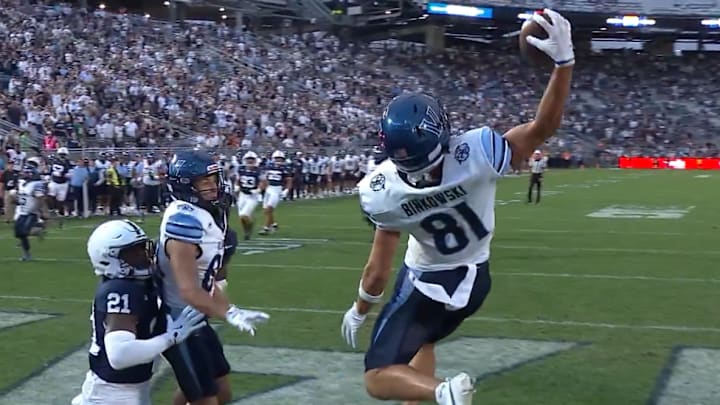 Villanova's wide receiver came down with an athletic touchdown grab that could be college football's catch of the year. 