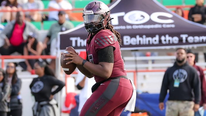 Ennio Yapoor of Miami Norland set the Miami-Dade County record for most career passing yards. Ennio Yapoor of Miami Norland set the Miami-Dade County record for most career passing yards.